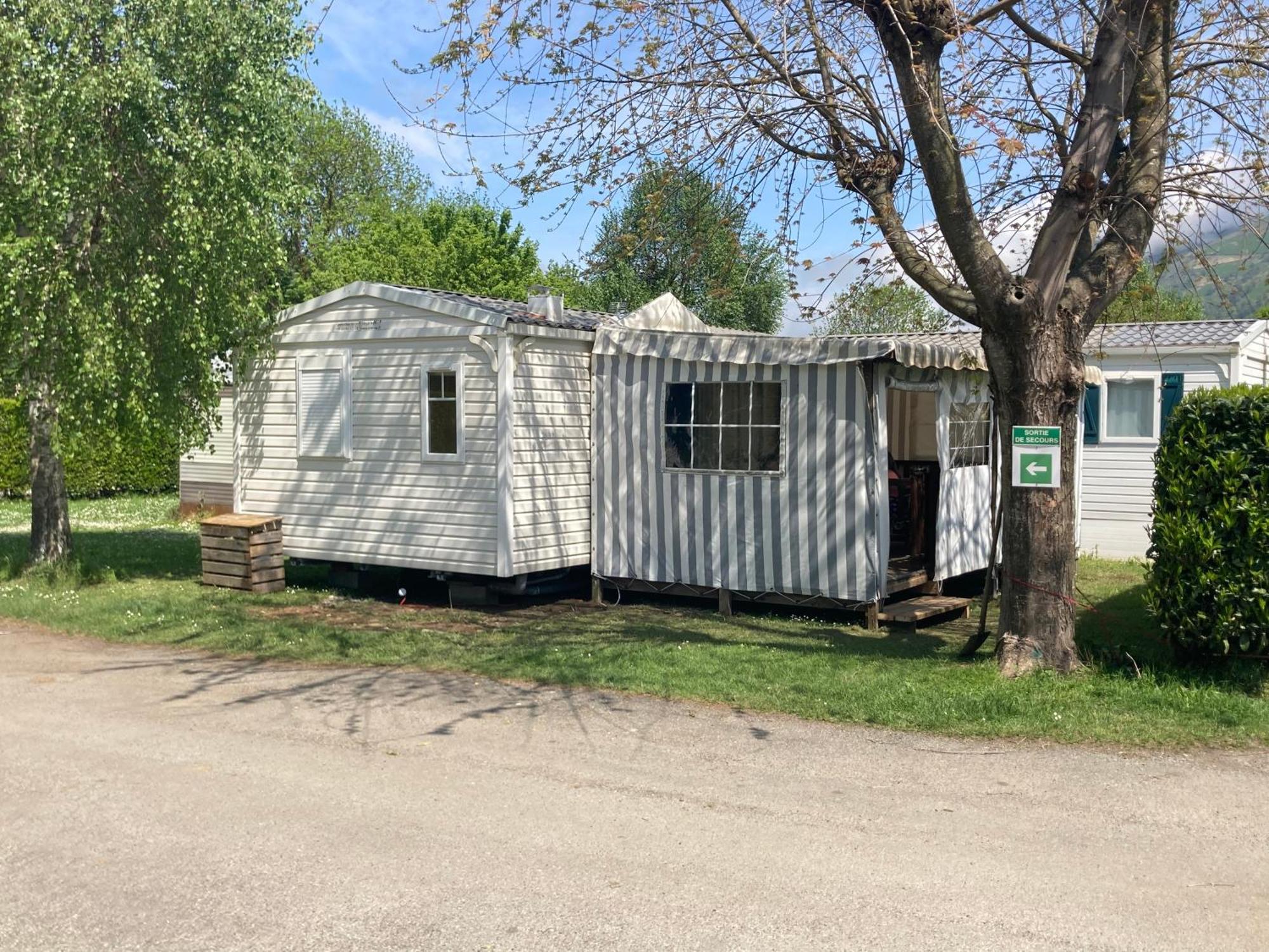 Campsite Mobil-home Gere-Belesten